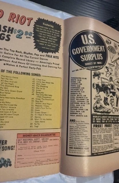 The Amazing Spider-Man #29 (1965)Never step on a scorpion foxxing/tanning