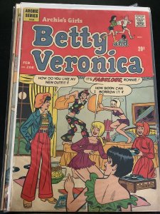 Archie's Girls Betty and Veronica #206 (1973)