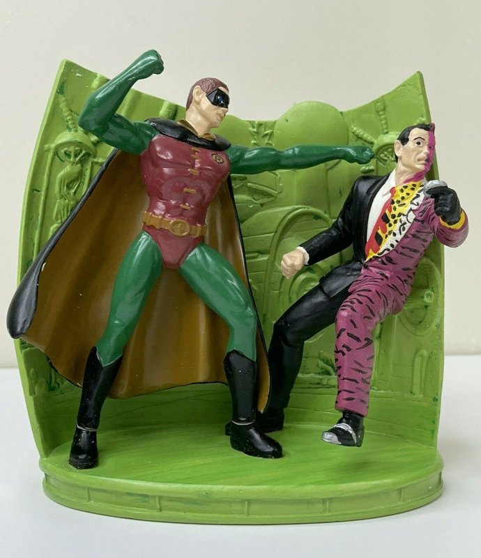 Batman Forever:Robin vsTwo Face on CLAW island Statue~1995 by Applause~MIB