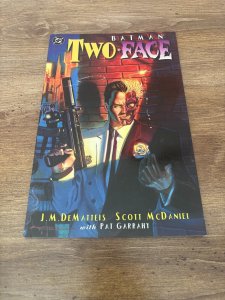 Batman Two-Face DC Comics Graphic Novel Comic Book # 1 NM 3 J386