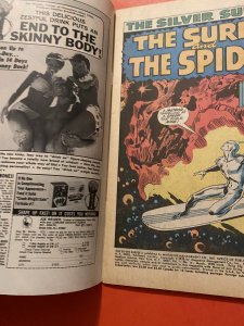 The Silver Surfer #14 (1970) 1st  Spiderman vs surfer