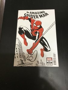 The Amazing Spider-Man #61 (2021) Rare Michael Cho two-tone variant cover NM+