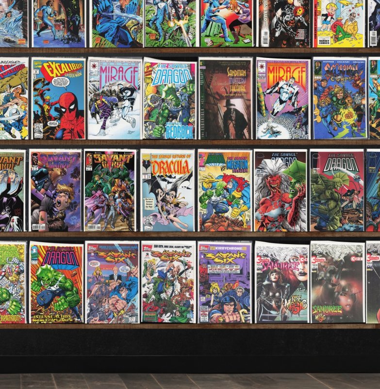 Huge Lot 150+ Comics with Savage Dragon, Excalibur, Eternal Warrior & More!