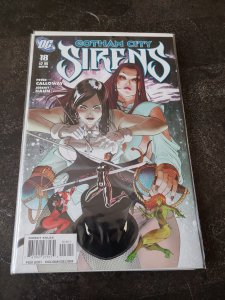 Gotham City Sirens #18 (2011)