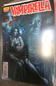 Vampirella #32 Lucio Parrillo Cover (2013)