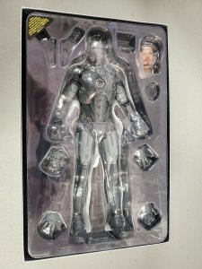 EXCLUSIVE HOT TOYS IRON MAN 2 SPECIAL PROJECT MARK IV 1/6 SCALE FIGURE MMS153