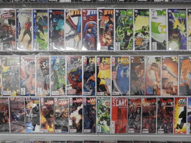 Huge Lot 140+ Comics W/ Punisher, GI Joe, Brave and the Bold, +More Avg VF/NM