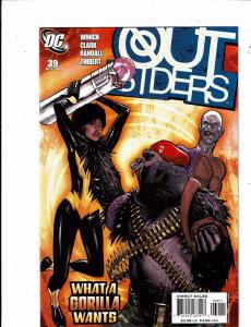 Lot Of 11 Outsiders DC Comic Books # 34 35 36 37 38 39 40 42 43 45 Annual 1 J244