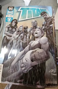 Titans #27 (2018) Foil cover