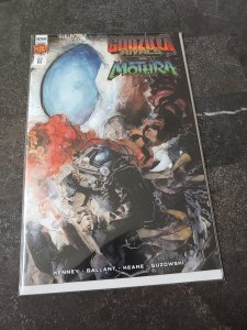 GODZILLA RIVALS VS MOTHRA 1:10 Veregge Variant Cover B - NM