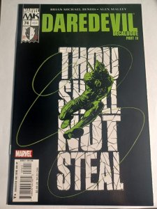 Daredevil #74 VF/NM 2005 Marvel Knights C136A