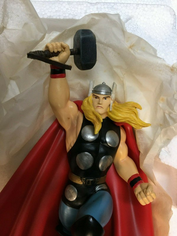 THOR PAINTED MINI STATUE BY BOWEN DESIGNS MIB 5199/5500