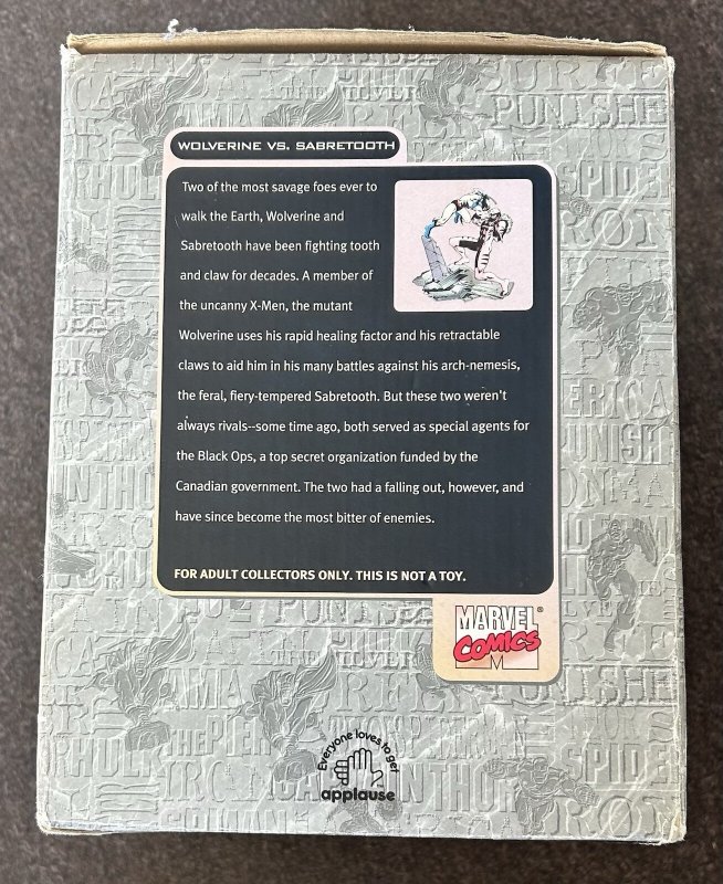 Marvel Limited Miniature Wolverine Vs Sabretooth Statue 1997