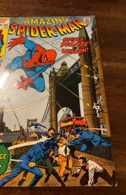 True Be The Amazing Spider-Man: #95 Spidey Fights In London!