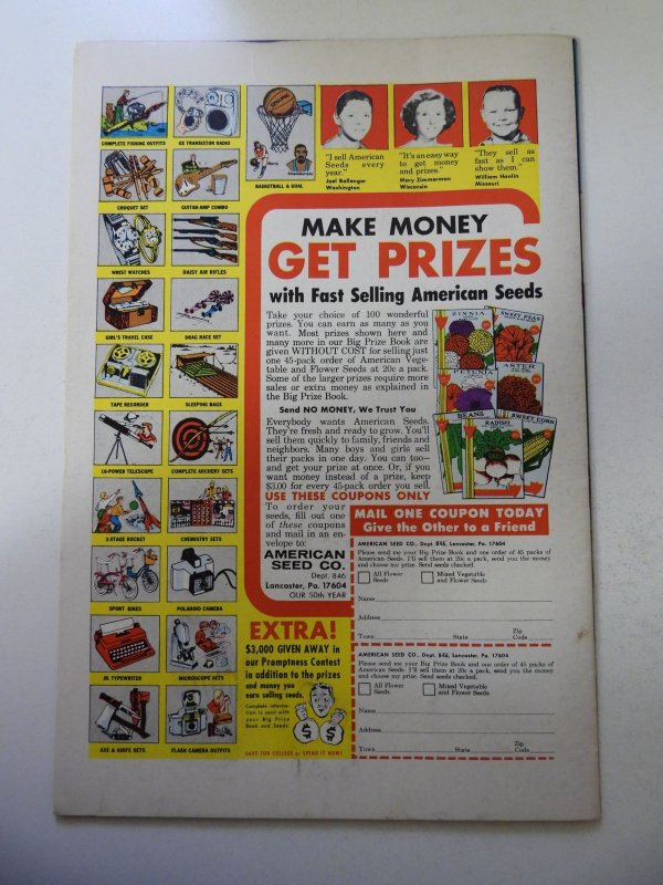 Daredevil #39 (1968) VG+ Condition centerfold detached at one staple