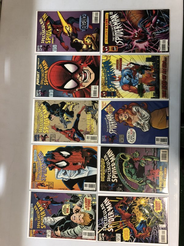 Peter Parker & Amazing Spider-Man comic lot 41 different books
