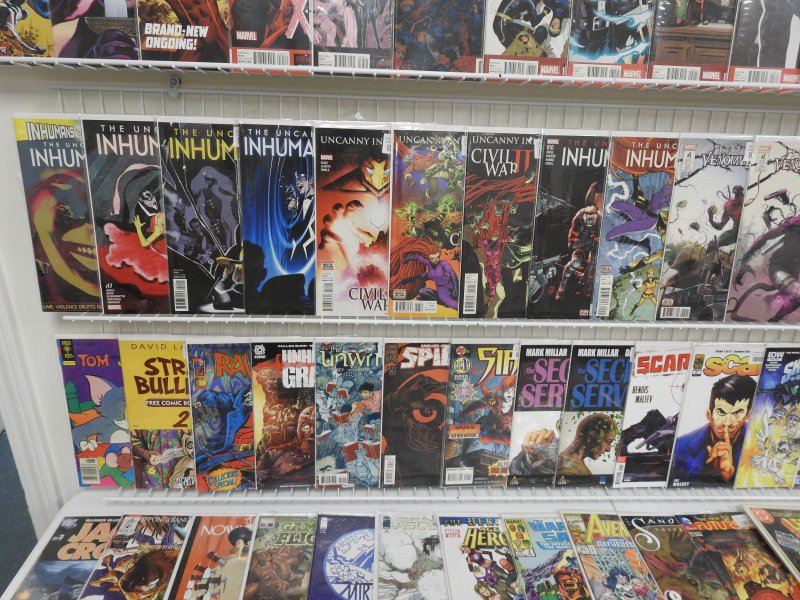 Huge Lot 150+ Comics W/ X-Men, Inhumans, Avengers, +More! Avg VF- Condition!