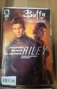 Buffy the Vampire Slayer: Riley (2010)