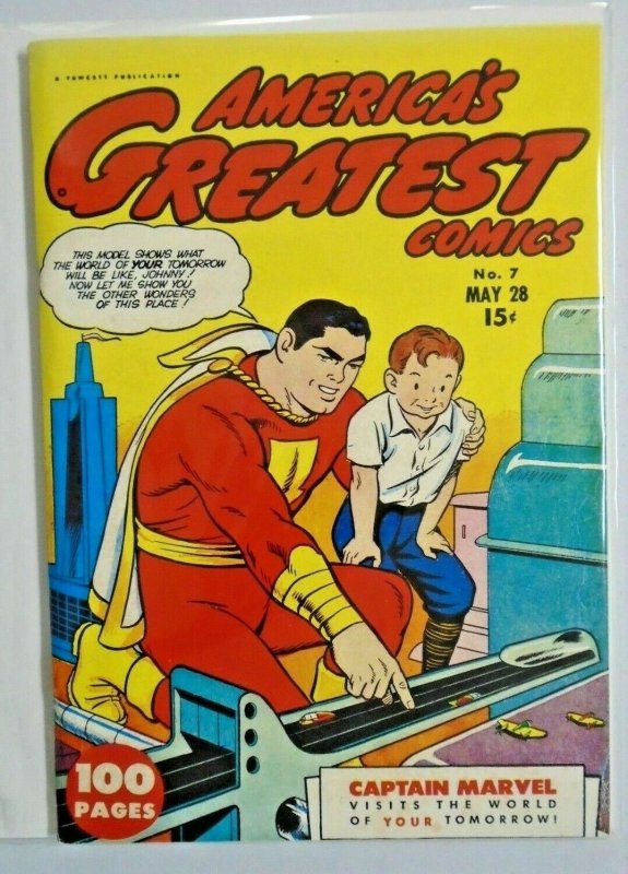 Flashback #32 America's Greatest Comics #7 7.5 (1974 reprint of 1943 book)