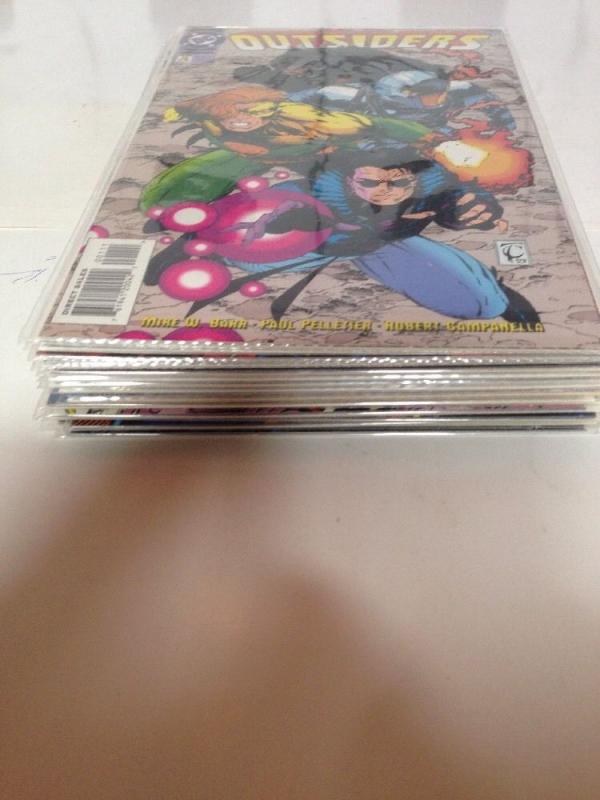 Outsiders 1-15 0 Near Mint Lot Set Run