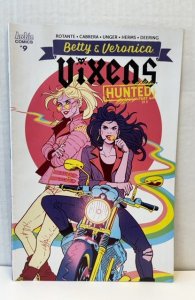 Betty & Veronica: Vixens #9 Cover B (2018)