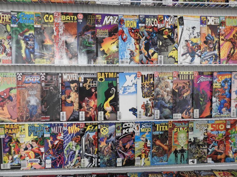 Huge Lot 190+ Comics W/ Superman, X-Men, Deadpool, +More! Avg FN Condition!
