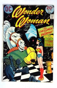 Wonder Woman #208 Chessmen Titanic Trials DC (1973) VG