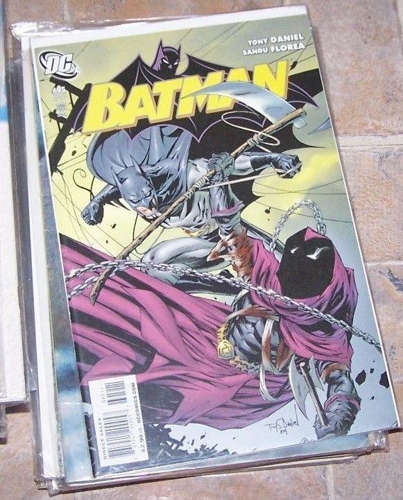 Batman #695 (Mar 2010, DC ) black mask penguin