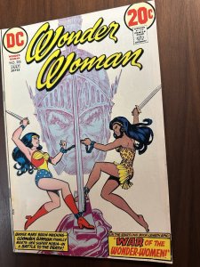Wonder Woman #206 FN- 3rd App & Origin Nubia (DC 1973)