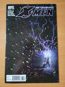Astonishing X-Men #34 ~ VERY FINE - NEAR MINT NM ~ 2010 Marvel Comics