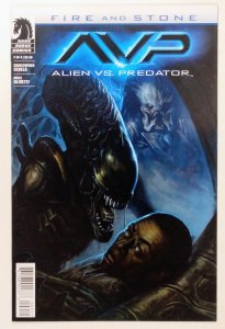 Alien vs. Predator: Fire and Stone #2 (2014)