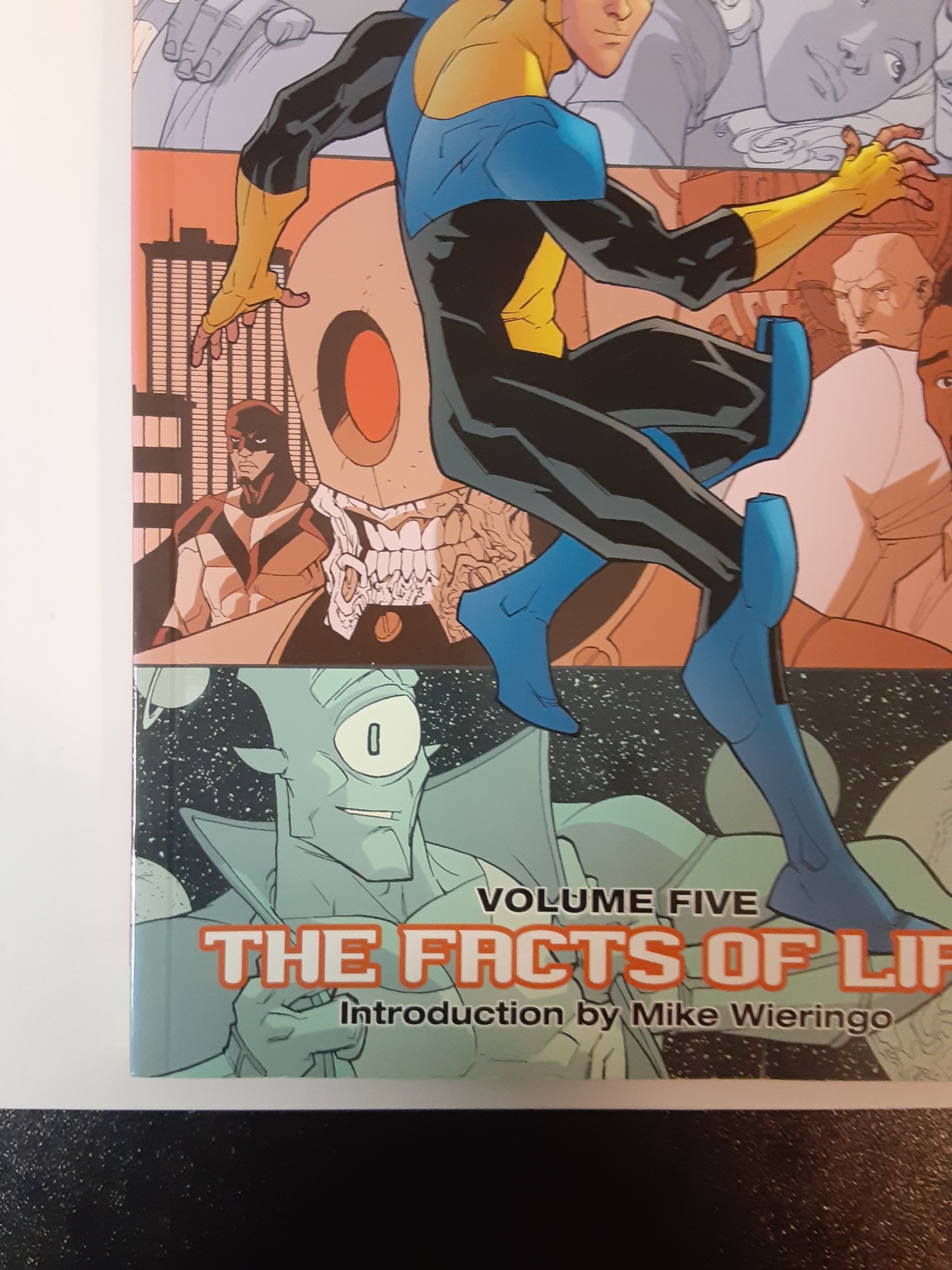 Invincible (Book 5): The Facts of Life by Kirkman, Robert