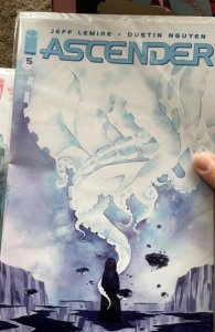 Ascender #5 (2019) Ascender 