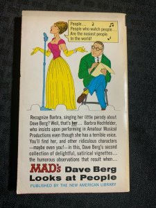 1966 MAD'S DAVE BERG Looks at People VG+ 4.5 1st Signet Paperback