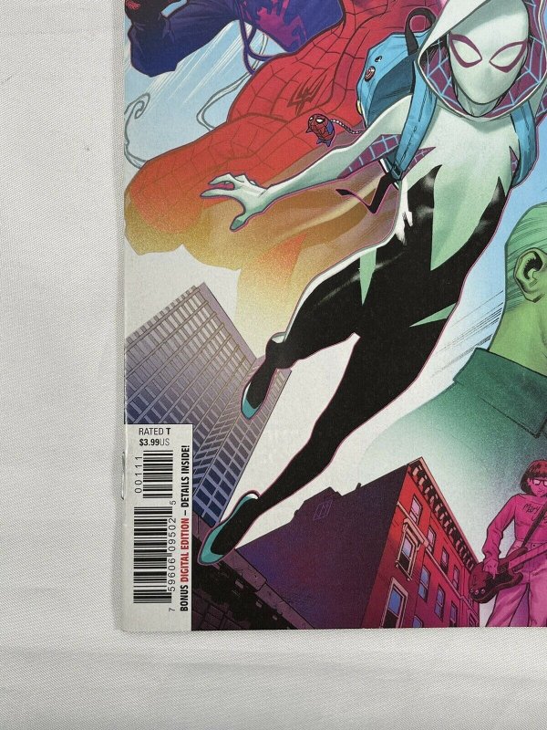 Marvel Comics Ghost Spider #1 FIRST PRINT 2019 Gwen Stacy Spider-Man Giant Rat