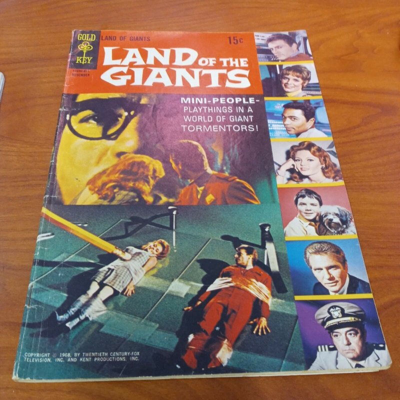 Land of the Giants #1 1968 Gold Key comic book magazine original complete
