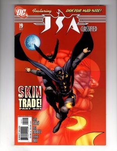 JSA Classified #19 (2007)  DOCTOR MID-NITE!  / SB#1