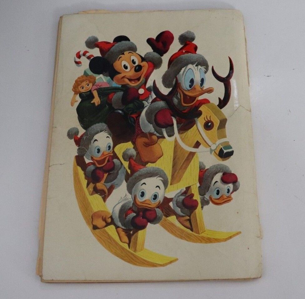 Walt disneys christmas parade comics black and white drawing