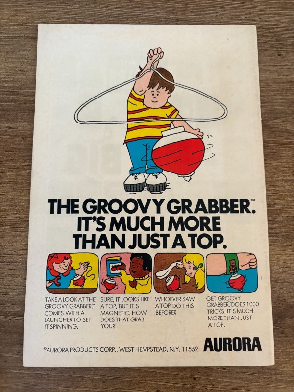 World's Finest Comics # 202 VF/NM DC Comic Book Batman Superman 23 J366