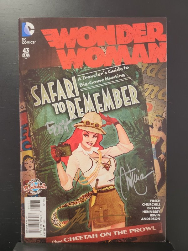 Wonder Woman #43 - Signed 3x, Bombshells Variant / Encased (9.2ob) 2015