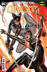 Catwoman #55 Cover A Nakayama DC Comics 2023 EB59