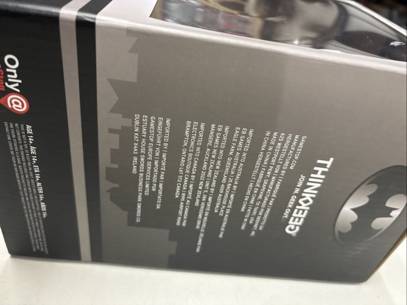 THE JOKER Statue (2018) ThinkGeek Gamestop Batman Chronicles Collectibles