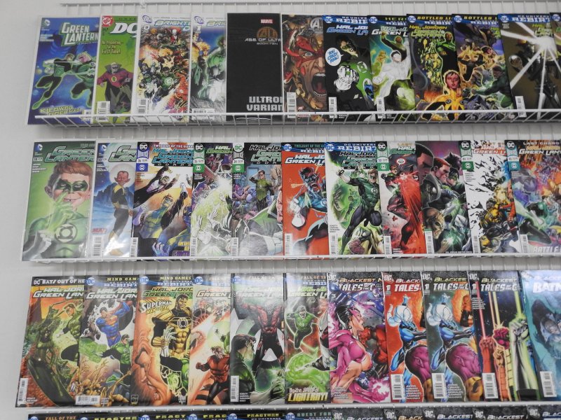 Huge Lot of 250+ DC Comics W/ Green Lantern, The Flash, Batman- AVG. VF Cond.