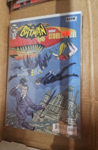 Batman '66 Meets Steed and Mrs. Peel #4 (2016)