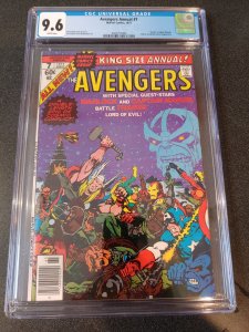 ​AVENGERS ANNUAL #7 CGC 9.6 DEATH OF ADAM WARLOCK. THANOS ISSUE!!!!