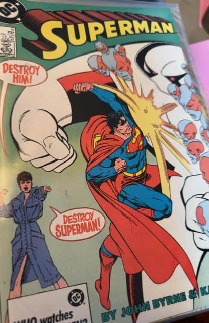 Lot of 25 Comics (See Description) Superman, Suicide Squad, Tailgunner Jo, Te...