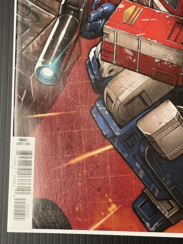 TRANSFORMERS #22 1:10 NAKAYAMA VAR IMAGE 2025 ENERGON IN-HAND PROSHIPPER