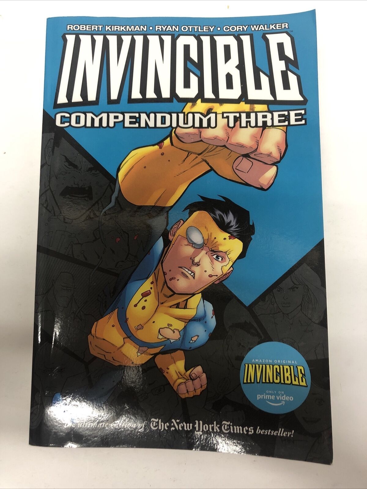 Invincible T23 Comics, Graphic Novels, & Manga eBook by Robert Kirkman -  EPUB Book