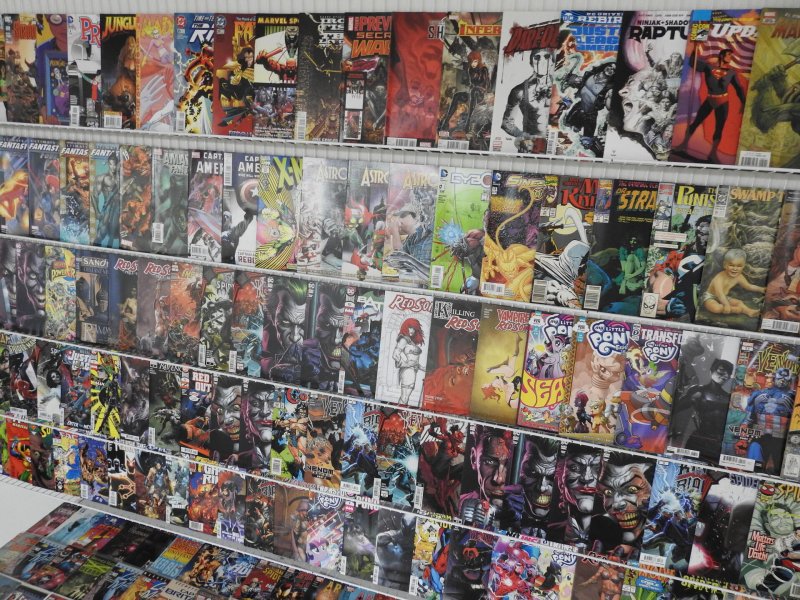 Huge Lot 170+ Comics W/ Red Sonja, Batman, Spider-Man+ Avg VF Condition!