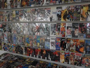 Huge Lot 140+ Comics W/ Spider-Man, Captain America, Catwoman, +More! Avg VF- !